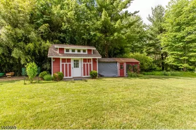 1024 Califon Cokesbury Rd, Tewksbury Township, NJ 08833 - Photo 31