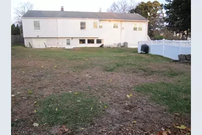 37 Atwood Pl, Wayne, NJ 07470 - Photo 11