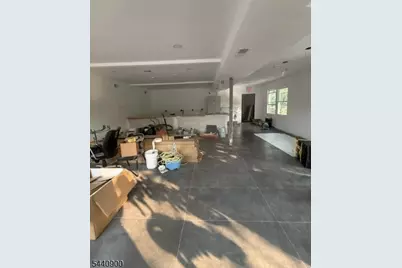 145 Main St, Bloomingdale, NJ 07403 - Photo 5