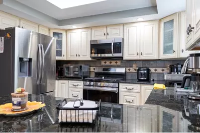 156 Madison St, Dover, NJ 07801 - Photo 9