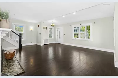 48 Mansion Ter, Cranford Township, NJ 07016 - Photo 5
