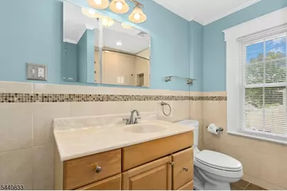 48 Mansion Ter, Cranford Township, NJ 07016 - Photo 19