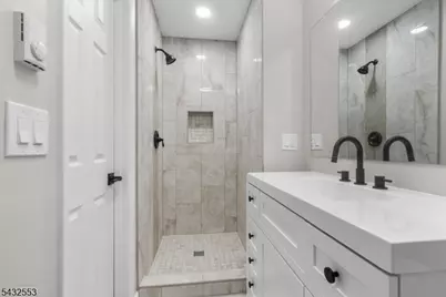8 Cove Rd, Hopatcong, NJ 07843 - Photo 21