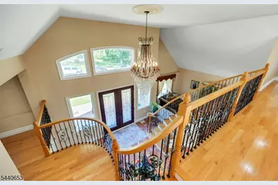 252 Mabel Pl, Franklin Lakes, NJ 07417 - Photo 25