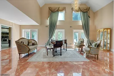 252 Mabel Pl, Franklin Lakes, NJ 07417 - Photo 7