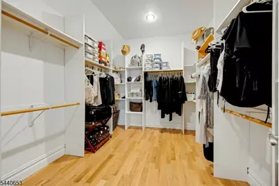 252 Mabel Pl, Franklin Lakes, NJ 07417 - Photo 33