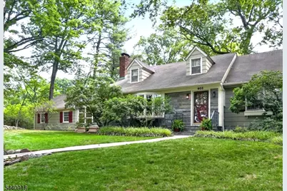 905 Charlotte Road, Plainfield, NJ 07060 - Photo 1