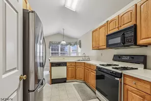 60 Woodmont Dr, Randolph Township, NJ 07869 - Photo 11