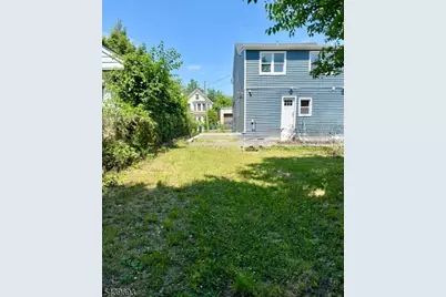 60 Laurel St, Paterson, NJ 07522 - Photo 3