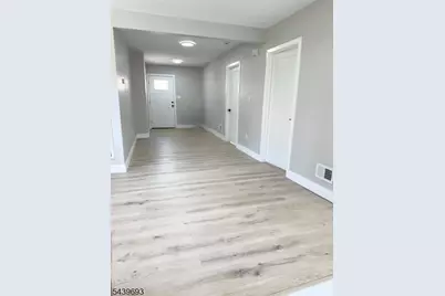 60 Laurel St, Paterson, NJ 07522 - Photo 13