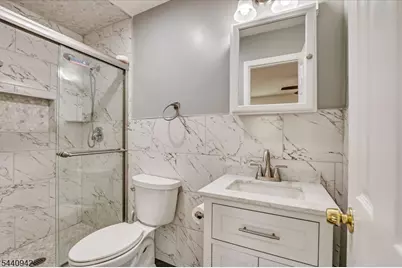 12 Tulip Ct, Edison, NJ 08820 - Photo 23
