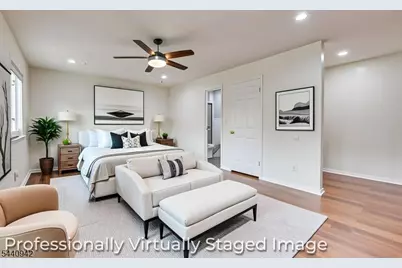 12 Tulip Ct, Edison, NJ 08820 - Photo 21