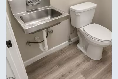224 Washington Ave, Belleville, NJ 07109 - Photo 7