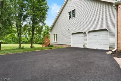 18 Montfort Dr, Montgomery Township, NJ 08502 - Photo 41