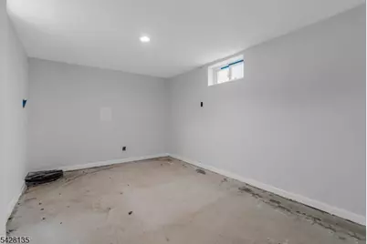 347 Livingston Rd, Linden, NJ 07036 - Photo 41
