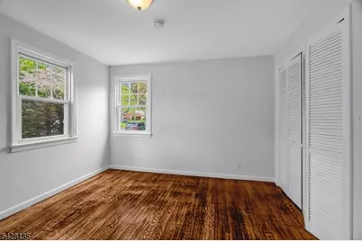 347 Livingston Rd, Linden, NJ 07036 - Photo 21