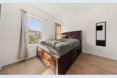 216 N Maple Ave, East Orange, NJ 07017 - Photo 9
