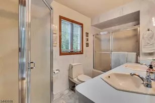 10 Loriann Rd, Warren Township, NJ 07059 - Photo 17