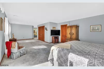 10 Loriann Rd, Warren Township, NJ 07059 - Photo 25
