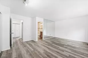 293 Gettysburg Way, Lincoln Park, NJ 07035 - Photo 19