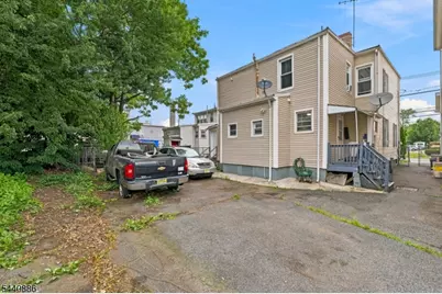 604 Forest St, Orange, NJ 07050 - Photo 23