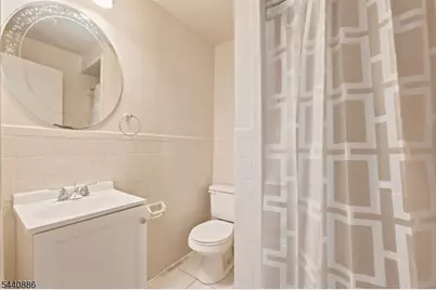 604 Forest St, Orange, NJ 07050 - Photo 9