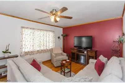18 Jerome Dr, Clifton, NJ 07011 - Photo 5