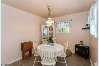 18 Jerome Dr, Clifton, NJ 07011 - Photo 9