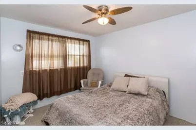 18 Jerome Dr, Clifton, NJ 07011 - Photo 15