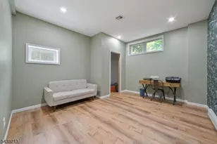 2 Lyonsville Rd, Rockaway Township, NJ 07005 - Photo 17