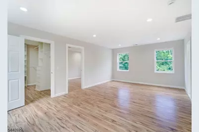 8 Britton Rd, Delaware Township, NJ 08559 - Photo 21