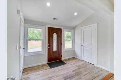 8 Britton Rd, Delaware Township, NJ 08559 - Photo 9