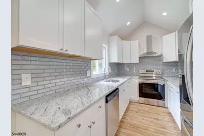 8 Britton Rd, Delaware Township, NJ 08559 - Photo 11