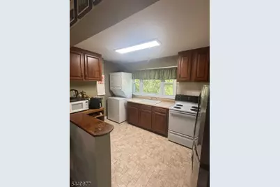 63 Poplar Dr, Long Hill Township, NJ 07980 - Photo 11