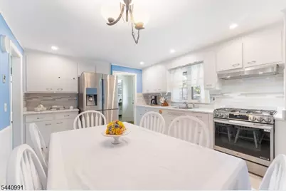 831 Odonnell Ave, Scotch Plains Township, NJ 07076 - Photo 7