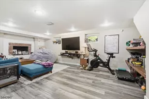 112 Fairview Ave, West Orange Township, NJ 07052 - Photo 21