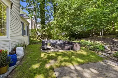 112 Fairview Ave, West Orange Township, NJ 07052 - Photo 23
