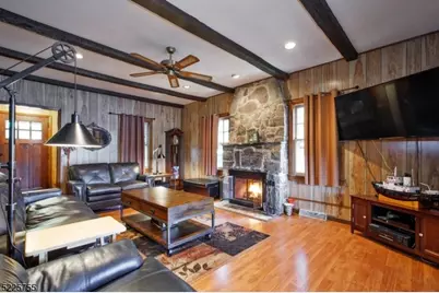 137 Lakeview Ave, Ringwood, NJ 07456 - Photo 3