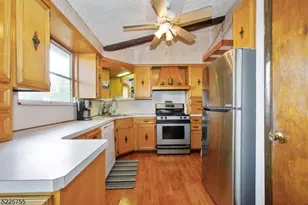 137 Lakeview Ave, Ringwood, NJ 07456 - Photo 11
