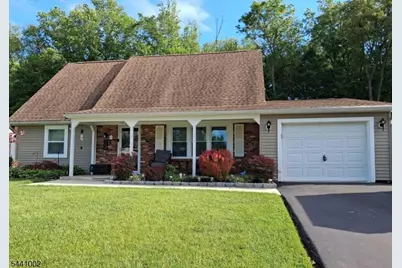 41 Evergreen Dr, Willingboro Twp., NJ 08046 - Photo 1