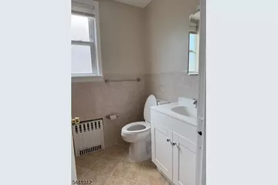 2-34 Hartley Pl #1, Fair Lawn, NJ 07410 - Photo 7