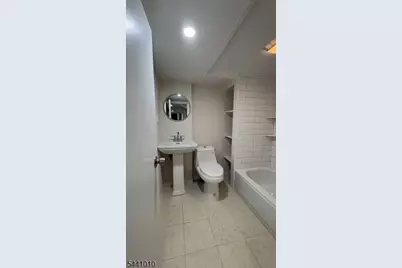 1019 W Henry St, Linden, NJ 07036 - Photo 19