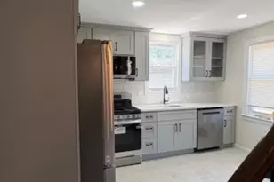 1019 W Henry St, Linden, NJ 07036 - Photo 9