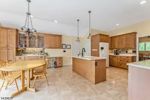 7 Sunshine Dr, Alexandria Township, NJ 08867 - Photo 15