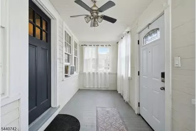 16 Creston Ave, Union Township, NJ 07083 - Photo 5