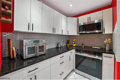 78 Mayfield Rd, Bedminster Township, NJ 07921 - Photo 3