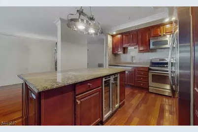 7002 Kennedy Blvd, Guttenberg, NJ 07093 - Photo 13