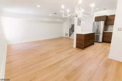 29 Upper Mountain Ave #1, Montclair Twp., NJ 07042 - Photo 13