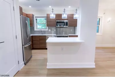 29 Upper Mountain Ave #1, Montclair Twp., NJ 07042 - Photo 15