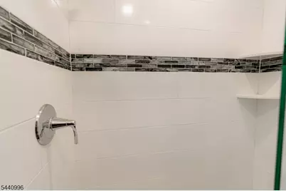 29 Upper Mountain Ave #1, Montclair Twp., NJ 07042 - Photo 19